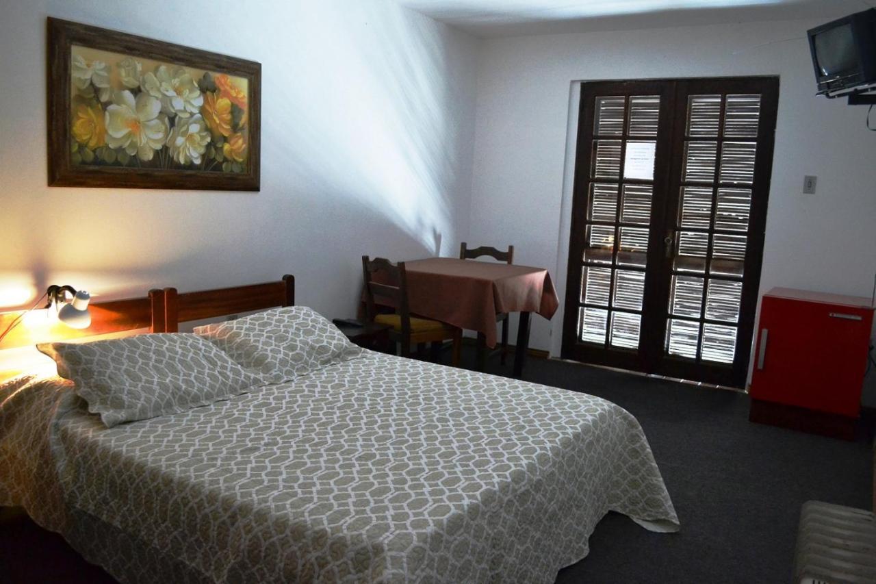 Hotel Pousada Dos Pinheiros Canela Kültér fotó