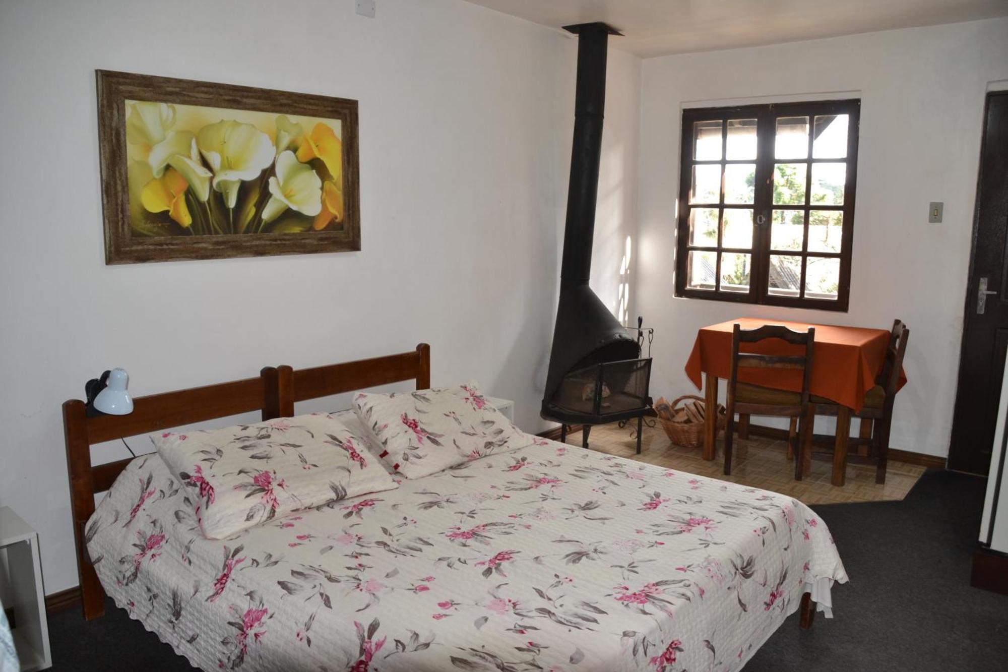 Hotel Pousada Dos Pinheiros Canela Kültér fotó