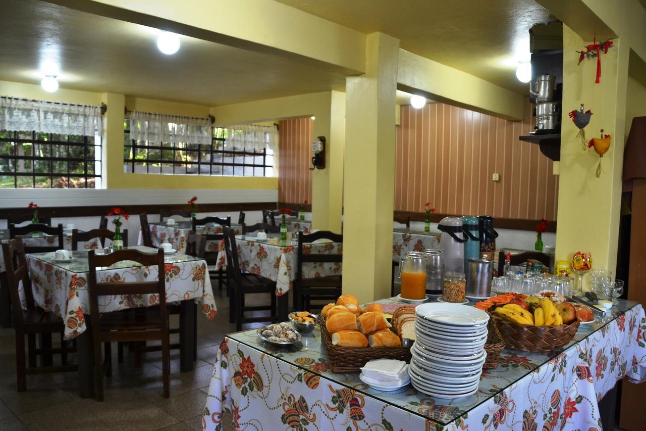Hotel Pousada Dos Pinheiros Canela Kültér fotó