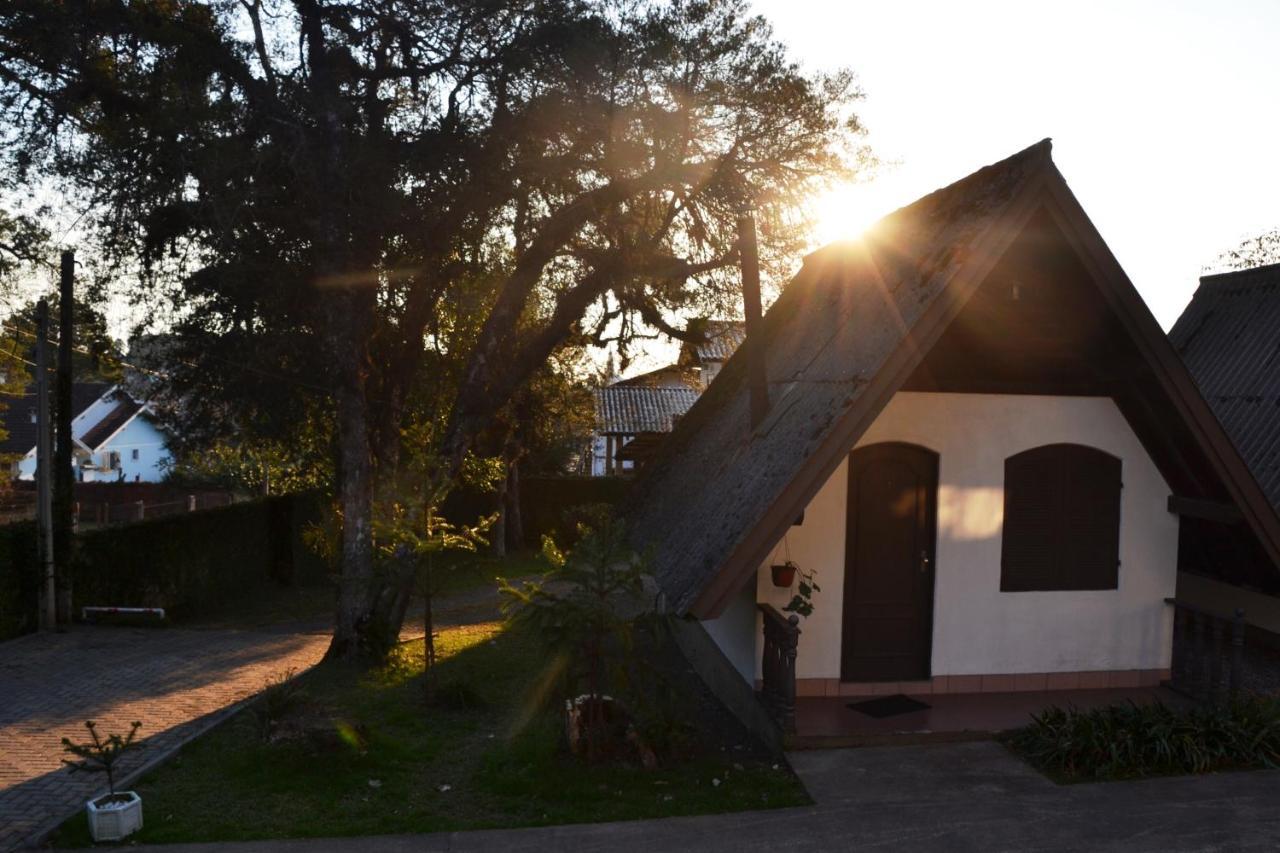 Hotel Pousada Dos Pinheiros Canela Kültér fotó