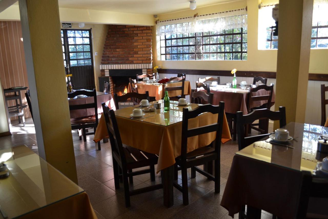 Hotel Pousada Dos Pinheiros Canela Kültér fotó